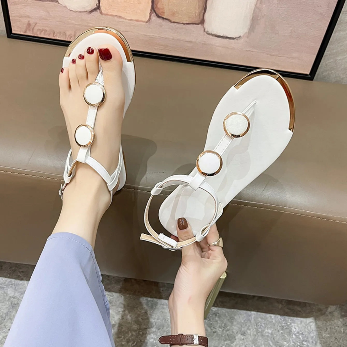 Women Sandals Summer Casual Roman Flat Sandals Flip Flops Open Toe Daily Sandals Women Luxury Designer Fashion Shoes for Women