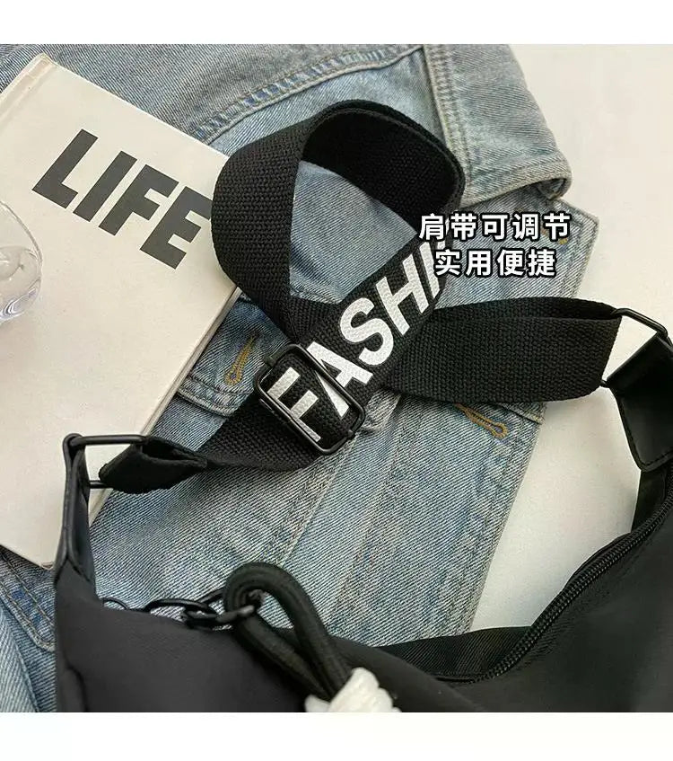 2025 New Fashion Crossbody Bag Simple Wide Shoulder Strap Design Single Shoulder Bag Original Style Commuting Dumpling Women Bag