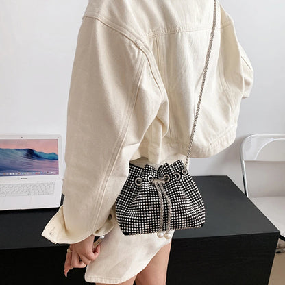 Luxury Women's Bag New High Quality Horseshoe Bucket Bag Exquisite PU Rivet Sequin Design Women's One Shoulder Handbag
