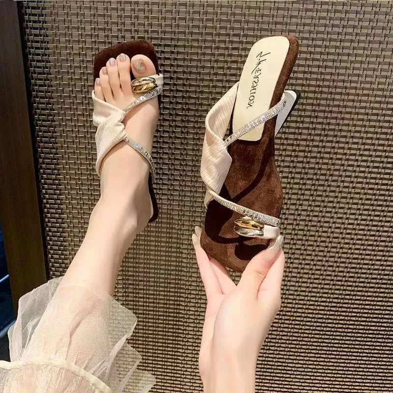 Luxury Rhinestone Square Toe Sandals  Toe Loop Women Elegant Pleated Slides Metal Decor Beach Wedding Party Dress Mules Shoes