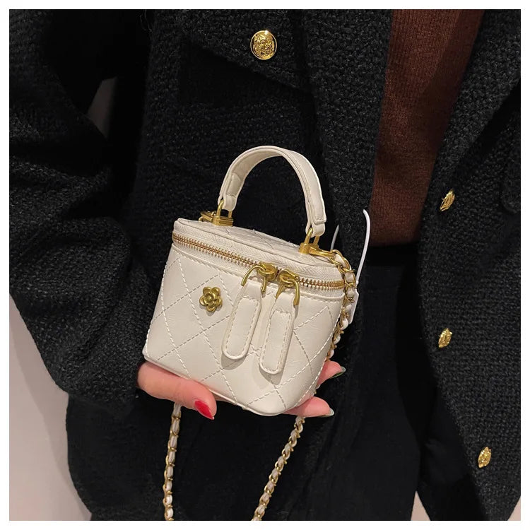 Small  Shoulder Bucket Bag For Women Classic Mini Clutches Female Small Square Bag Crossbody Metal Chain Handbag