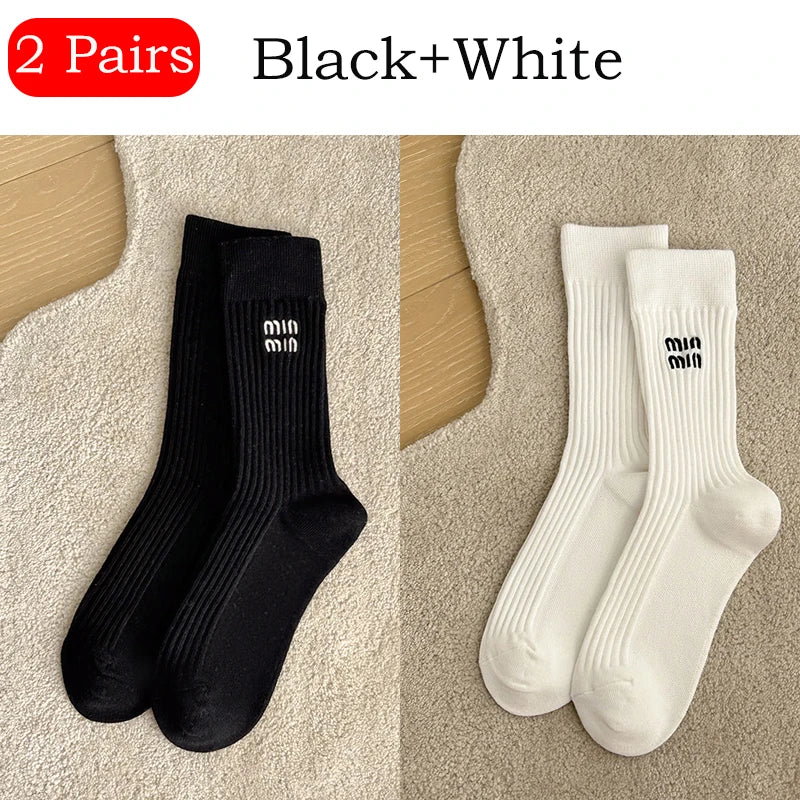 5 Pairs Winter Socks Women Brand Designer Fashion Stockings Socks Luxury Embroidered Letter Mid Tube Socks