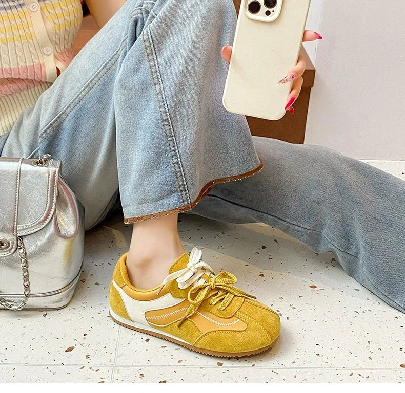 Women's Casual Shoes Suede Leather Training Shoes for Women 2026 Patchwork Retro Sneakers Ladies Casual Flat Heels Walking Shoes