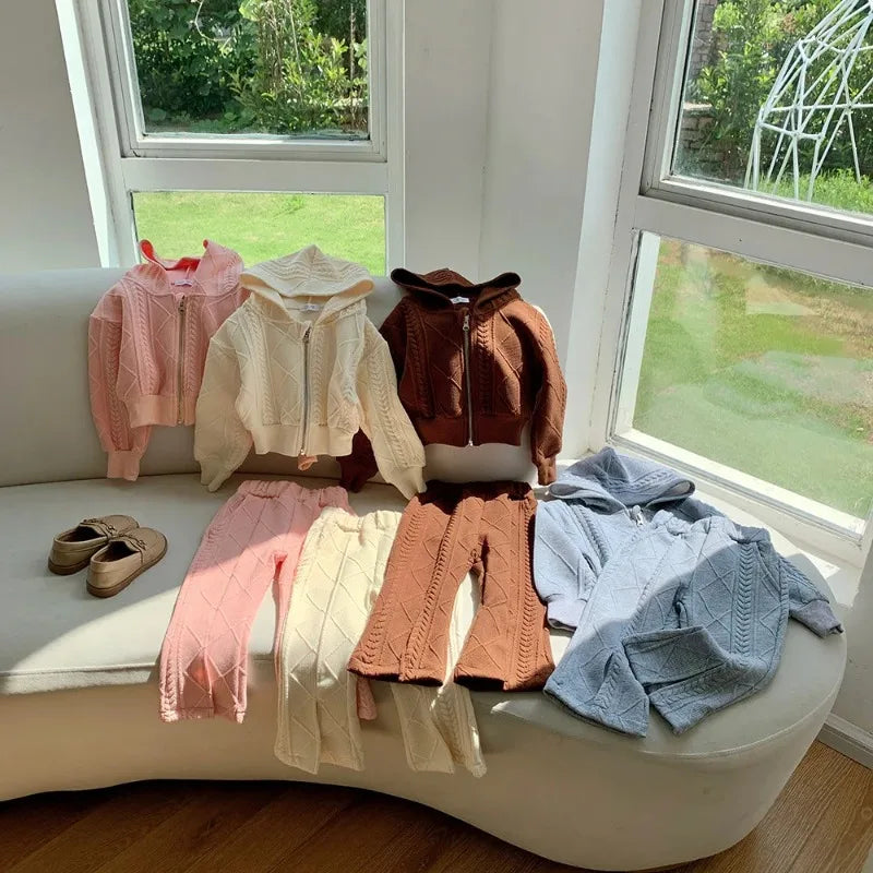 Flared Pants Childrens Set Girls Autumn New Korean Short Knitting Long Sleeved Tops Forking Two Piece Tide Hooded