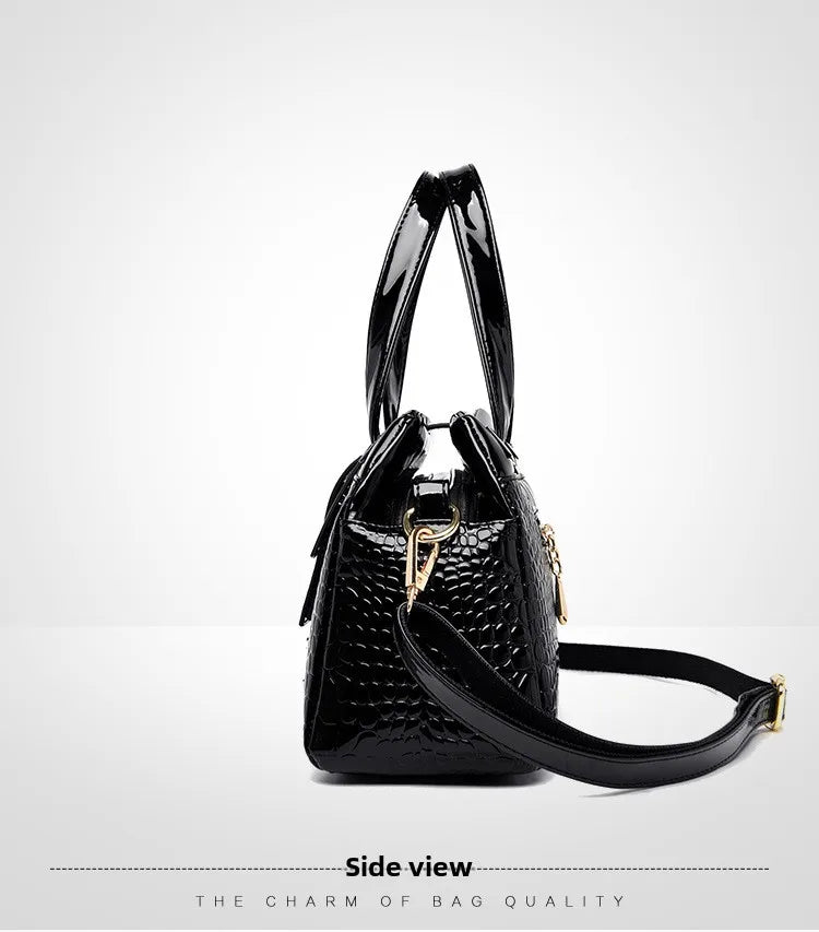 Women's Bag New Style Middle-aged Women's Bag Simple Trendy Single Shoulder Crossbody Bag Fashionable Elegant Handheld Mom Bag