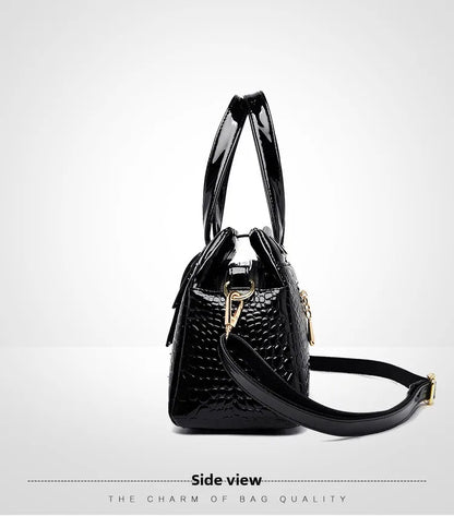 Women's Bag New Style Middle-aged Women's Bag Simple Trendy Single Shoulder Crossbody Bag Fashionable Elegant Handheld Mom Bag