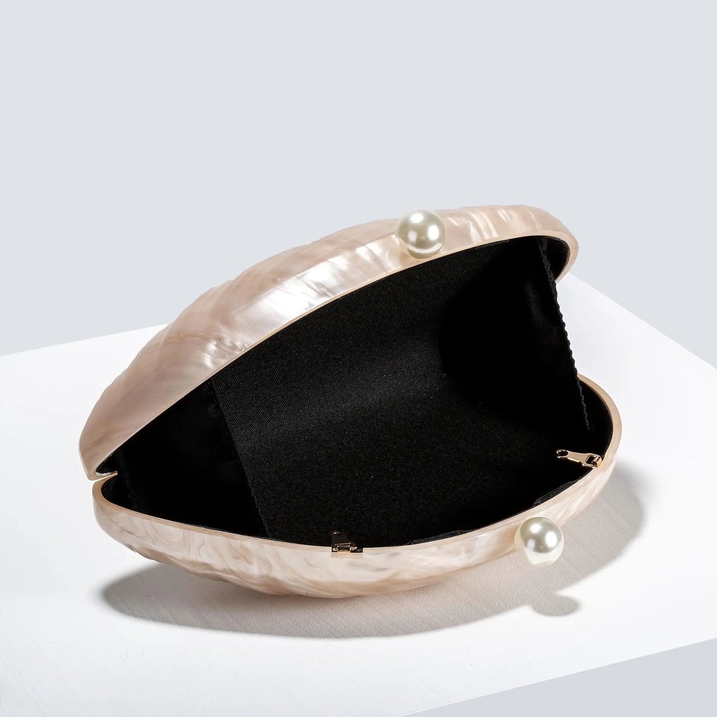 2025 New Acrylic Pearl Shell Bag For Women Shoulder Bag Ladies Fashion Wedding Banquet Evening Bag Bridal Handbag Clutch Purse