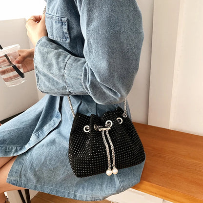 Luxury Women's Bag New High Quality Horseshoe Bucket Bag Exquisite PU Rivet Sequin Design Women's One Shoulder Handbag