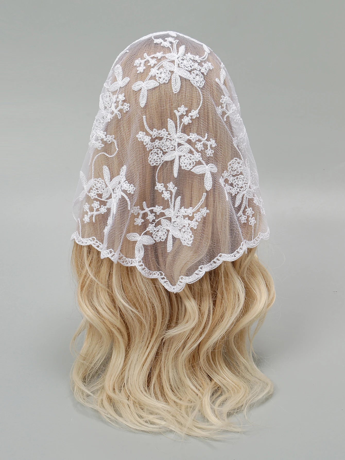 Wholesale French Lace Triangle Scarf Embroidered Flower Lace Scarf Small Shawl Crochet Head Scarf Headwraps Bandana For Women