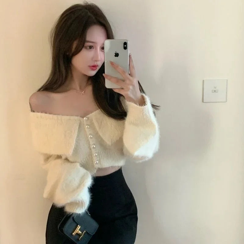 Sweater Women's V-neck Short Slim Fit Design Small Knitted Cardigan Coat Winter clothing pullovers Men's winter sweater