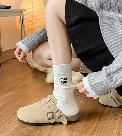 5 Pairs Winter Socks Women Brand Designer Fashion Stockings Socks Luxury Embroidered Letter Mid Tube Socks