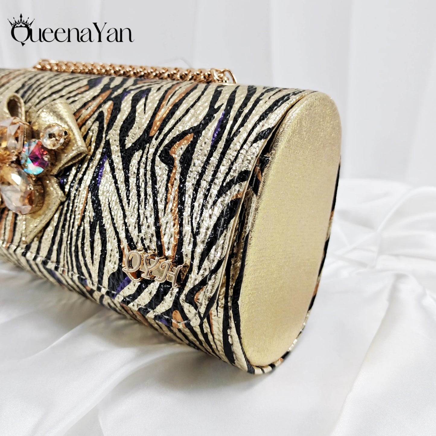 Queena Yan 2025 Women Elegant Gold High Heel Shoe and Matching Bag Set with Rhinestone Accents Stylish Peep Toe Design for Party