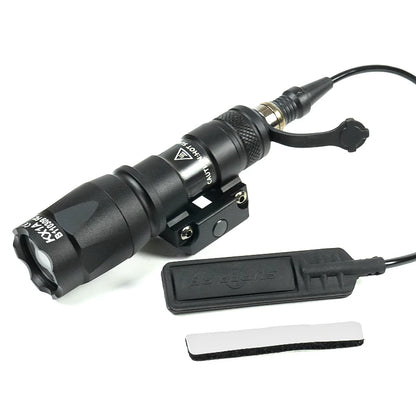 Airsoft Tactical SF M300C M600C Flashlight White LED Light AR15 Rifle Hunting M300 M600 Metal Scout Light Fit 20mm Rail