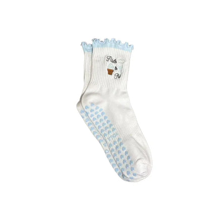 European sizes 36-43, 1 Pair of Heart-Shaped Lace Embroidered Yoga Socks, Mid-Calf Length, for Women