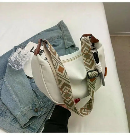2025 New Fashion Crossbody Bag Simple Wide Shoulder Strap Design Single Shoulder Bag Original Style Commuting Dumpling Women Bag
