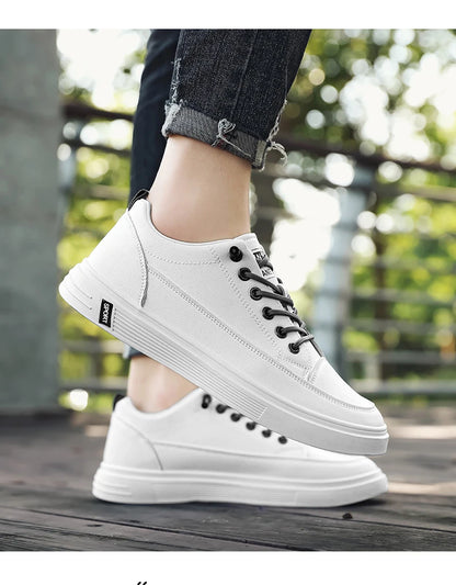 New Style White Sneakers for Men, Korean Version, Trendy Platform Shoes, Versatile for All Occasions, Sporty and Casual Shoes
