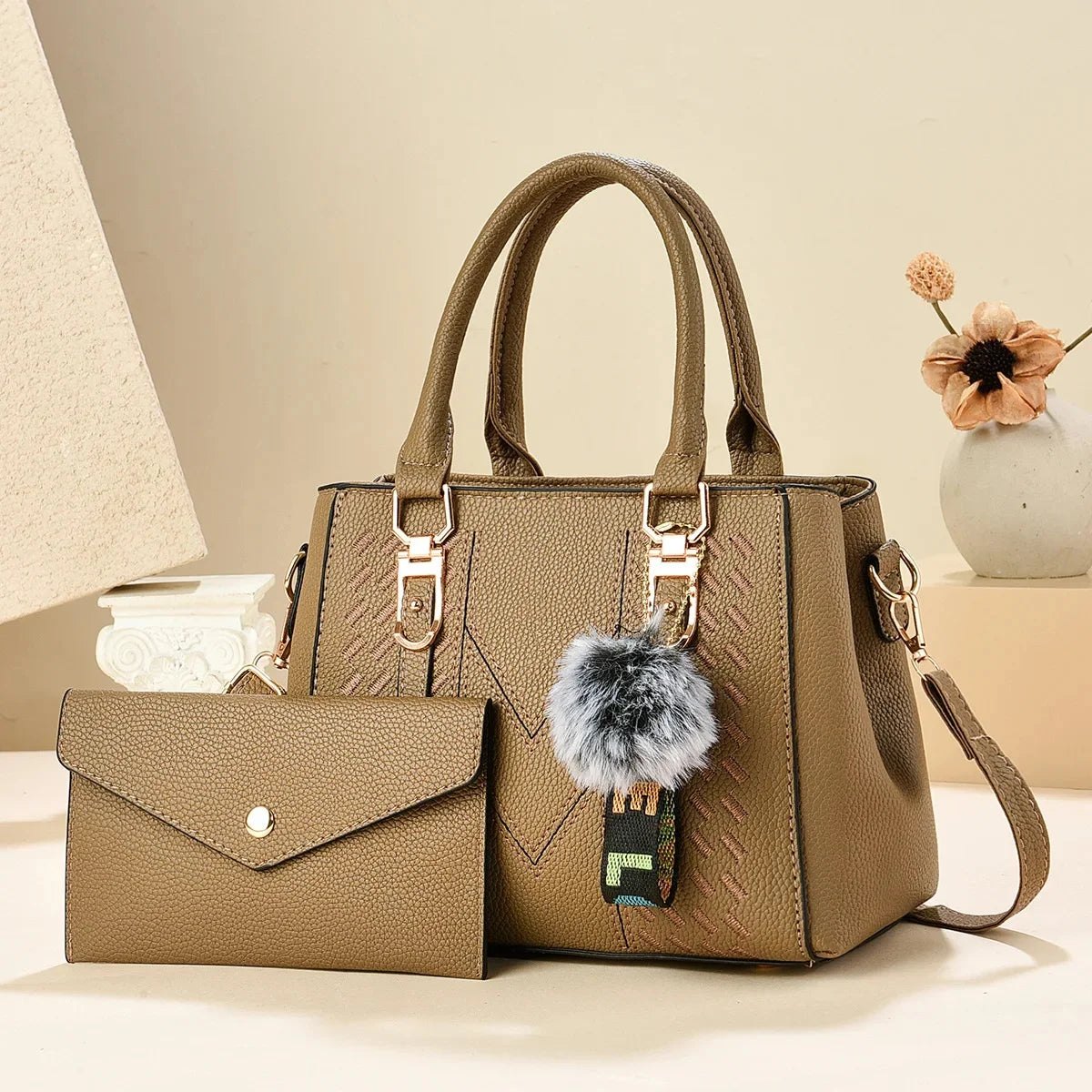 Fashionable Embroidered Large Capacity Women's Handbag Hot Sale Of The Season New Korean Style Handbag Shoulder Bag Tassel Penda