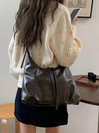 2025 New Retro Underarm Bag Fashion Leisure Large Capacity Shoulder Bag Women's Daily Commuter Bag Crossbody Bag Women's Bag