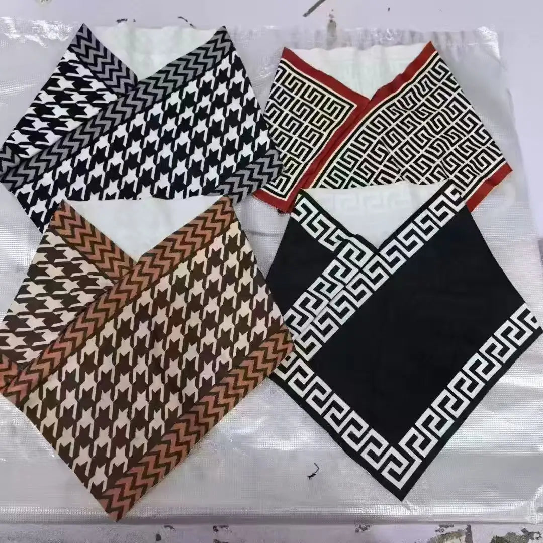 Warm Knitted Scarf with Geometric Pattern, Fashion Winter Neck Warmer for Women and Men, Soft Thick Cold Weather Accessories