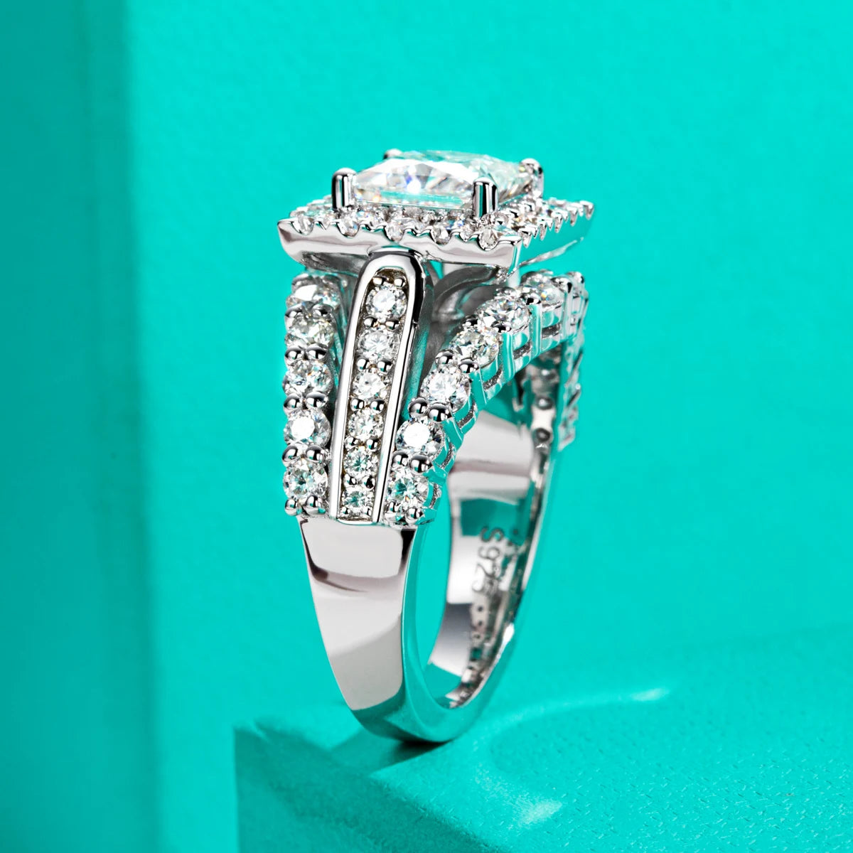 AnuJewel Princess Cut Moissanite Engagement Ring 3.884cttw D Color 925 Sterling Silver Luxurious Women's Jewelry Birthday Gifts