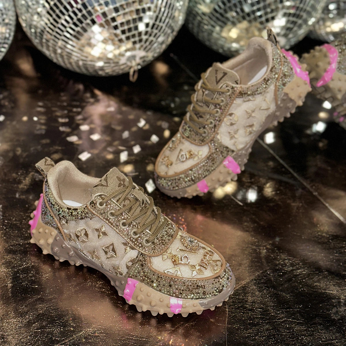 Luxury Designer Women's Sneakers Fashion Luxury Rhinestone Ladies Shoes 2026 New Outdoor Platform Female Sports Shoes Vulcanize