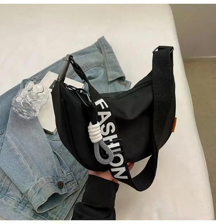 2025 New Fashion Crossbody Bag Simple Wide Shoulder Strap Design Single Shoulder Bag Original Style Commuting Dumpling Women Bag