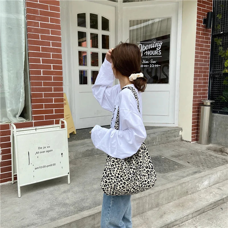 Women's Shoulder Bags Leopard Print Flower Fashionable Trendy Canvas Cross Bags Large Capacity Portable Shopping Shoulder Bags