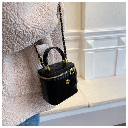 Small  Shoulder Bucket Bag For Women Classic Mini Clutches Female Small Square Bag Crossbody Metal Chain Handbag