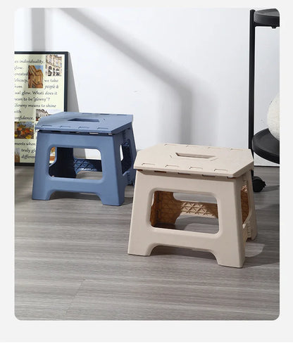 Folding stool, portable outdoor bench, low plastic, easy to carry, suitable for street vending, thickened stool, small household