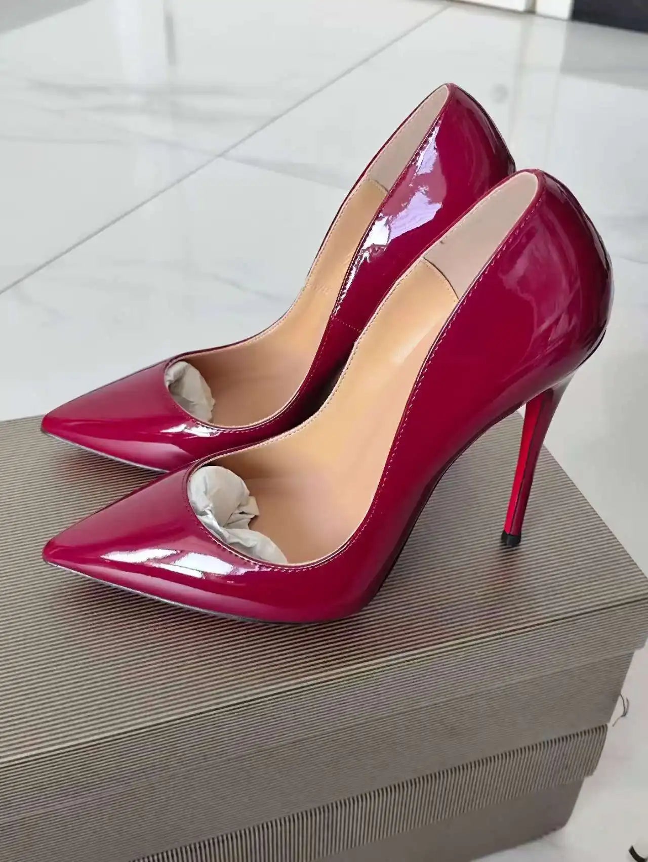 35-48 size slim high heels women's high heels sexy pointed wedding shoes party high heels patent leather neutral shoes