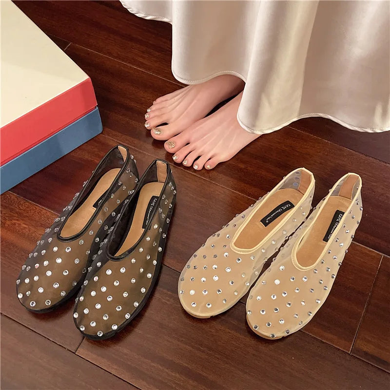 Women Flats Luxury Crystal Rivet Design Sandals Summer Mesh Breathable Ballet Shoes Plus Size Ladies Elegant Party Dress Loafers