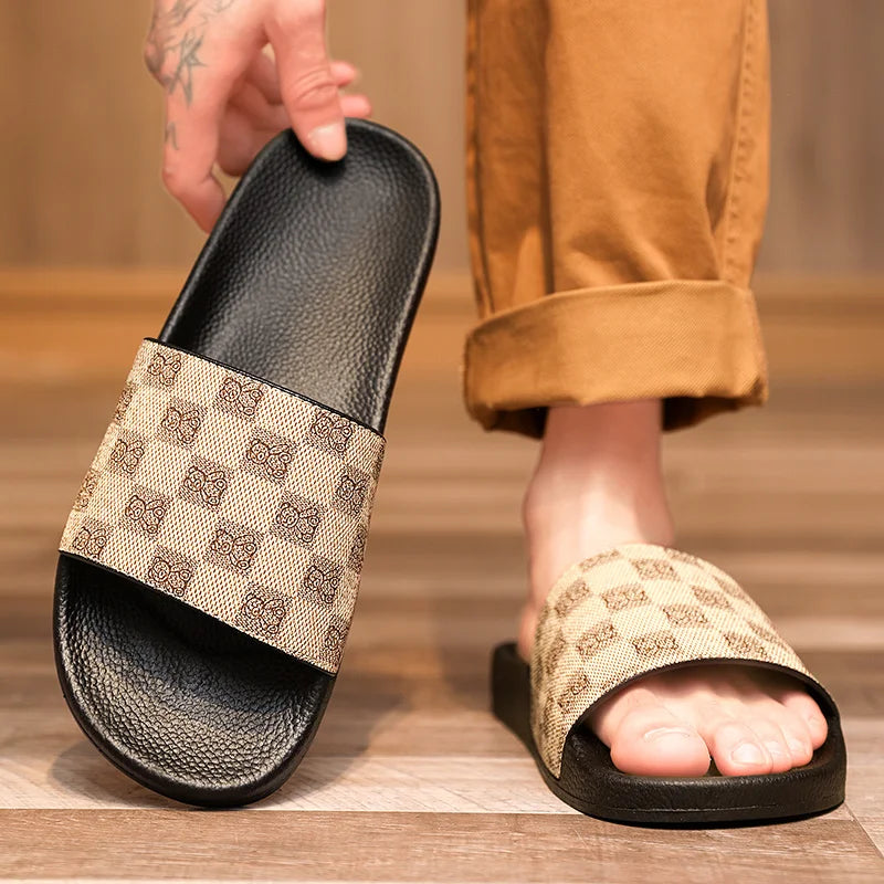 Men's Slippers Summer 2025 New Outer Wear Home Flip Flops Men's Non-Slip Beach Sandals