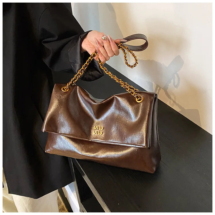 2025 Women‘s Bag Retro PU Leather Underarm Bag autumn and winter Large capacity Commuting Folded Chain Shoulder Bucket Tote Bag