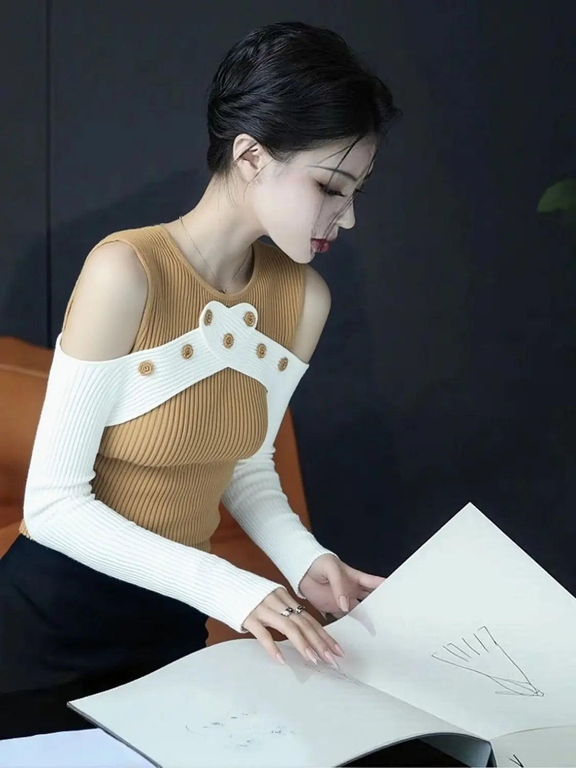 Women Clothing Autumn Fashion Simplicity Trend Hollow Out Knitting O-neck Female Color Blocking Appear Thin Slim Pullovers Sweat