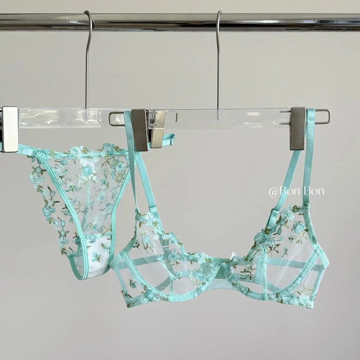French Floral Lace Bra Set Sheer Mesh Underwire Bralette Lightweight Comfortable Sexy Lingerie for Large Bust AU S-XL MOYIS Sexy