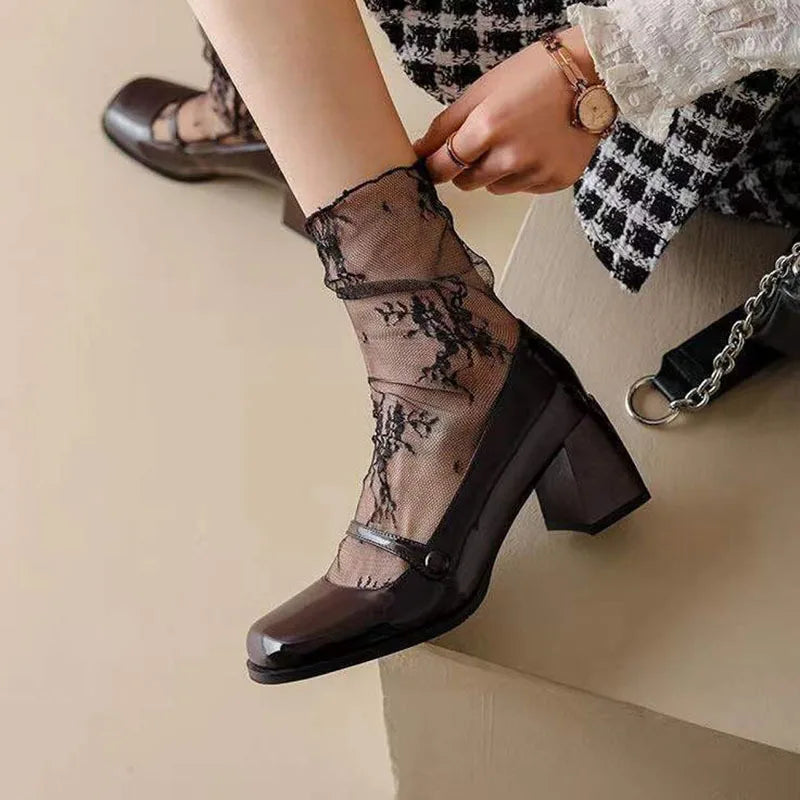Women's Harajuku Ladies Breathable Transparent Floral Lace Socks Sweet Mesh Fishnet Socks Soft Funny Socks Hosiery Sox