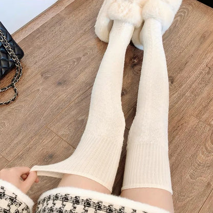 Women Classic Striped Knee High Socks Autumn Black White Gray Thicken Warm Thigh Socks Fashionable Comfortable Long Stockings