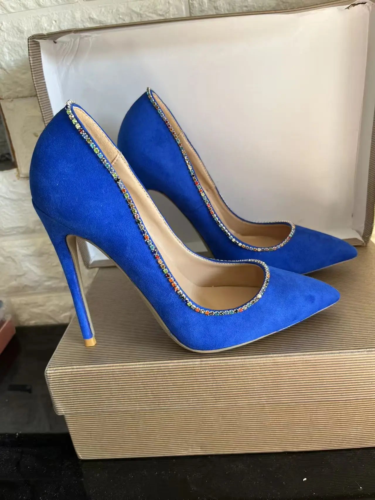 New Style Fashion Women Pumps Blues Suede Rhinestone Shallow Mouth High Heels Single Shoes Pointy Toe Stiletto Party Lady Shoes