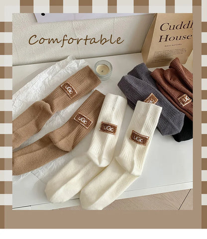 2 Pairs Cashmere Socks Winter Women Warm Wool Thickened Mid-Tube Trendy Heel Furry Label Letter Solid Color Snow Boot Socks New