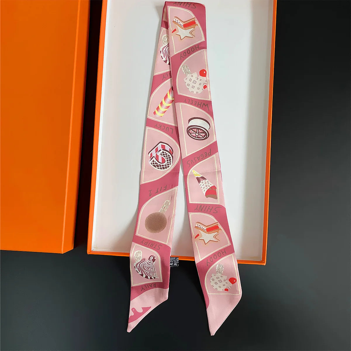 Luxury Brand Horse Bag Scarf 2024 New Design Womens Silk Scarf Fashion Head Scarf Headwear Long Skinny Scarves Bag Accessories