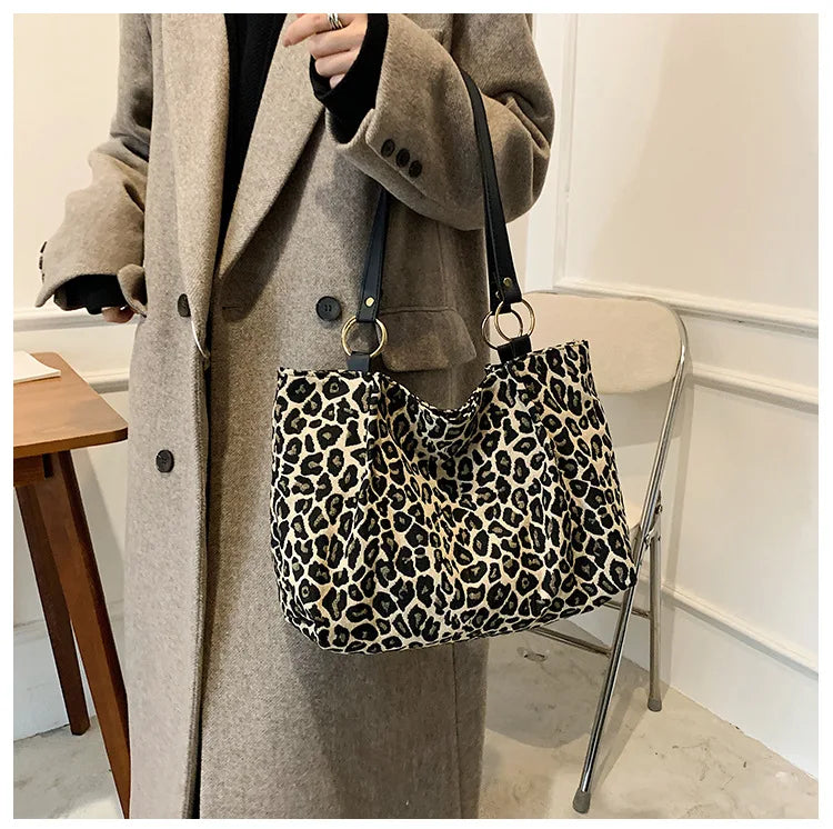 New Fashion Tote Bags Shopping and Travel  Canvas Bags New Women Popular Handbags Large Capacity Leopard Shoulder Bags Сумка