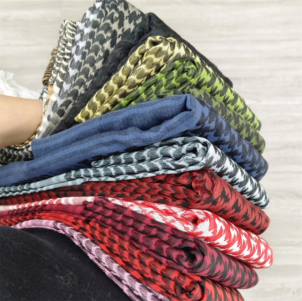 100% Cotton 110 X 110cm Hunting Scarf Shemagh Tactical Desert Keffiyeh Head Neck Scarf Arab Wrap with Tassel