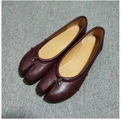 Fashion Hot PU Leather Tabi Shoes Women Handmade Women Flats High Quality Shoes Luxury Design Split-Toe Mules Shoes
