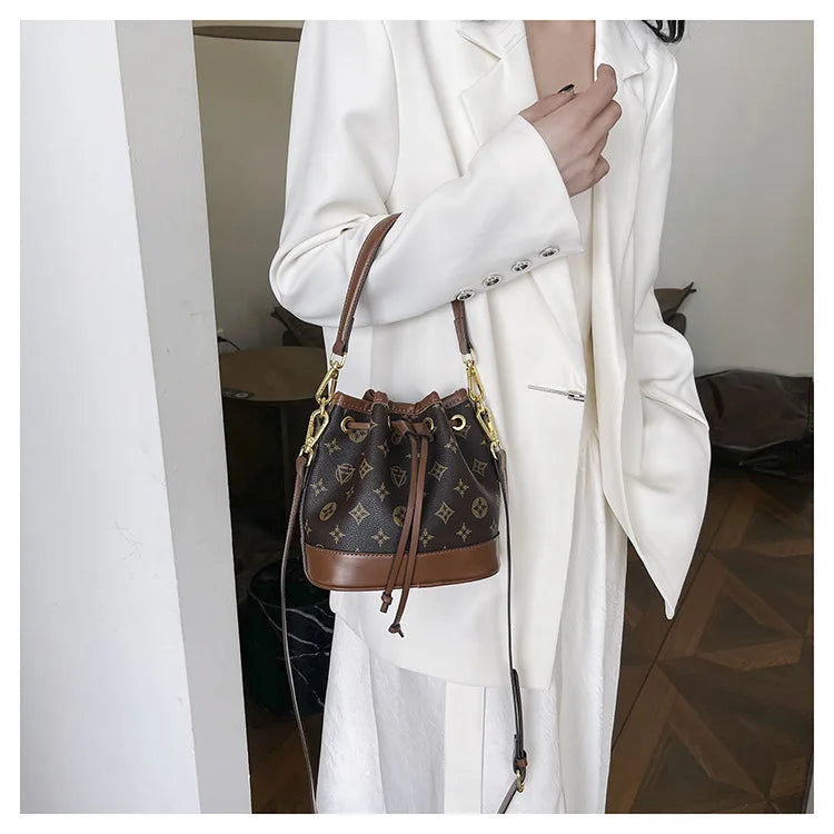 2026 Lady Luxurious Retro Bucket Bag-Shoulder Sling Bag, Backpack, Handbag, Print Drawstring Shoulder bag, Casual Versatile