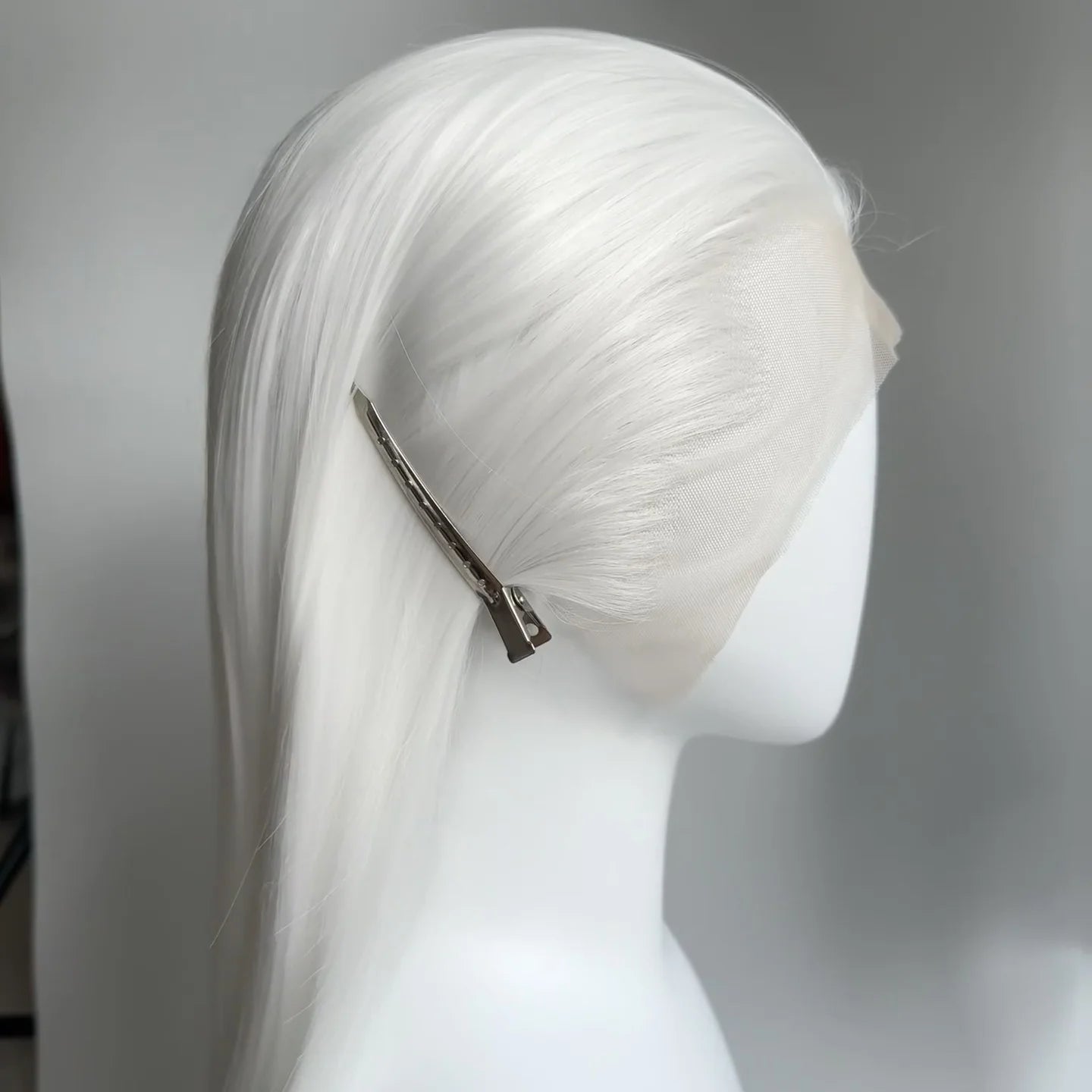 White Lace Front Wig for Women 26Inch Long Straight Synthetic Lace Wigs Heat Resistant Fibers for Cosplay Party Natural Hairline