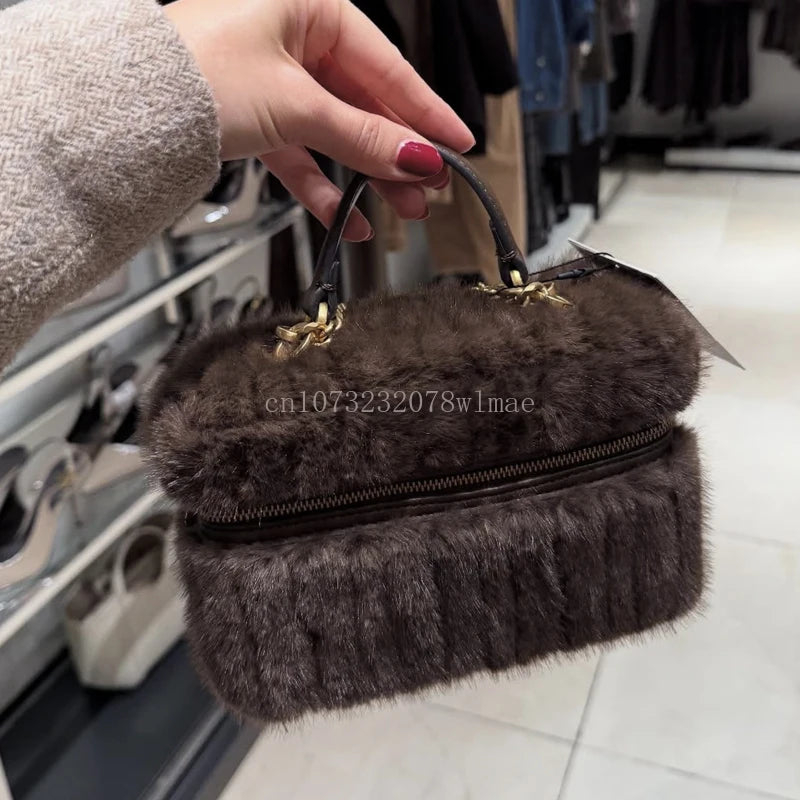 Faux Fur Mini Box Bags Luxury Designer Handbag for Women Trendy Ladies Fashion Casual Chain Elegant Shoulder Bags Crossbody Bag