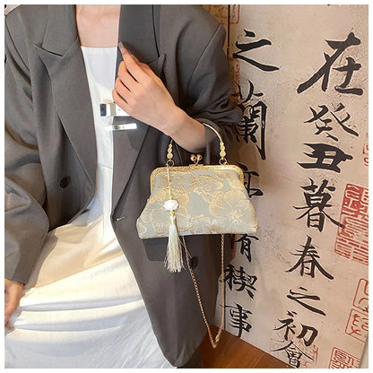 Chinese Style Embroidered Shoulder Bag Elegant Handbag Retro Small Square Bag Wedding Party Luxury Designer Women Evening Clutch