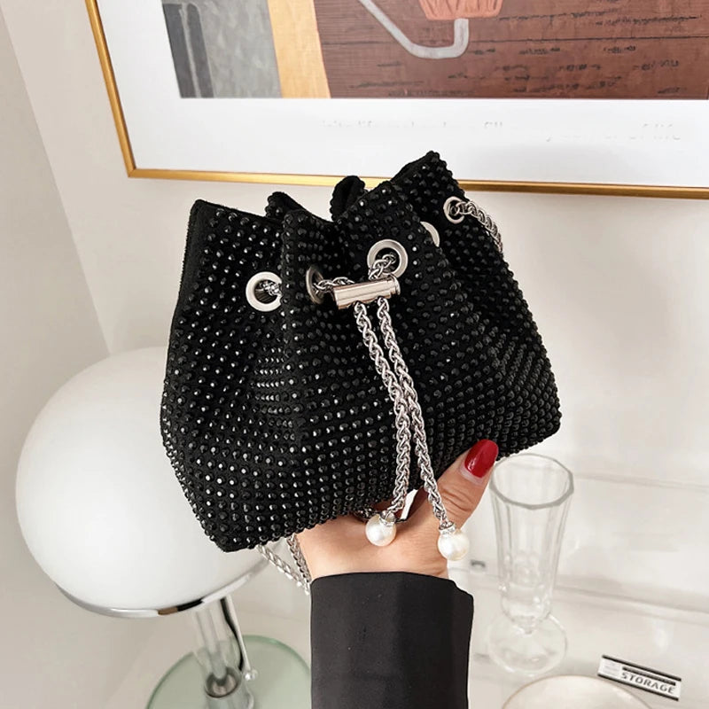 Luxury Women's Bag New High Quality Horseshoe Bucket Bag Exquisite PU Rivet Sequin Design Women's One Shoulder Handbag