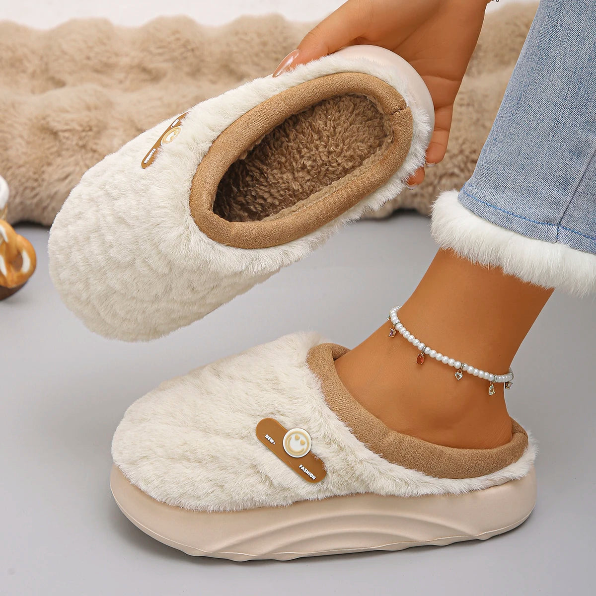Thick Sole Plush Winter Slippers for Women Indoor House Chunky Platform Fluffy Slippers Woman Non Slip Warm Couples Cotton Shoes