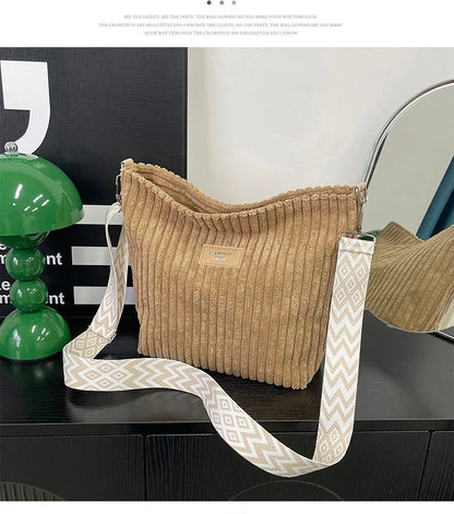 Solid Color Corduroy Messenger Bag Versatile Handbag Women Shoulder Crossbody Bags Casual Chic Bucket Women‘s Bag Bolsos Mujer